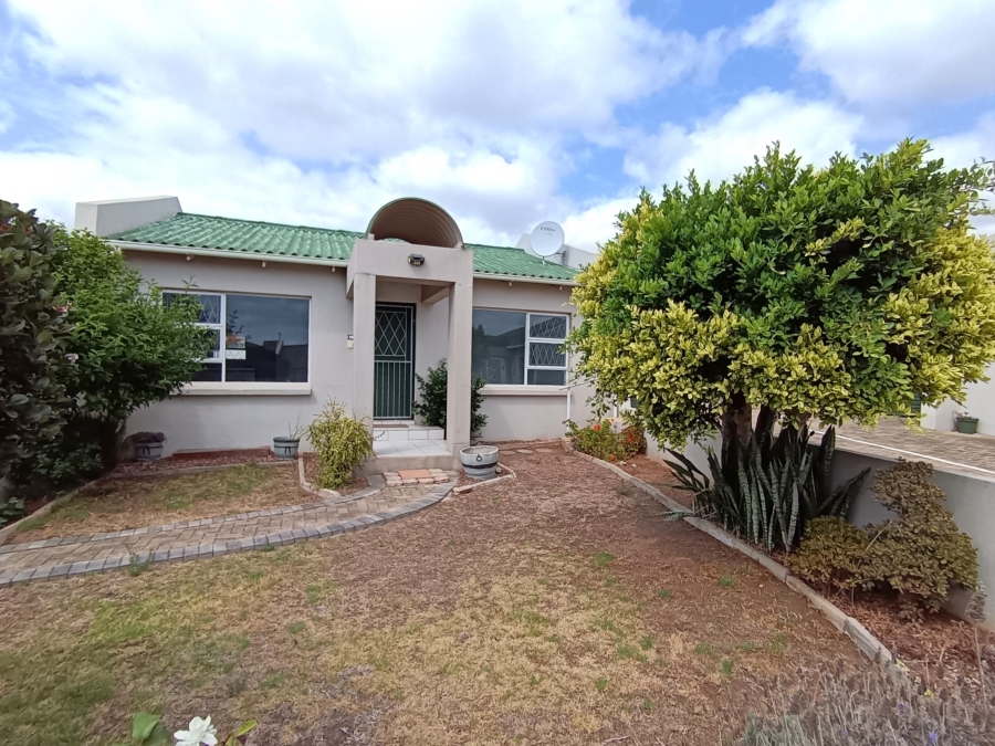 2 Bedroom Property for Sale in Wavecrest Eastern Cape